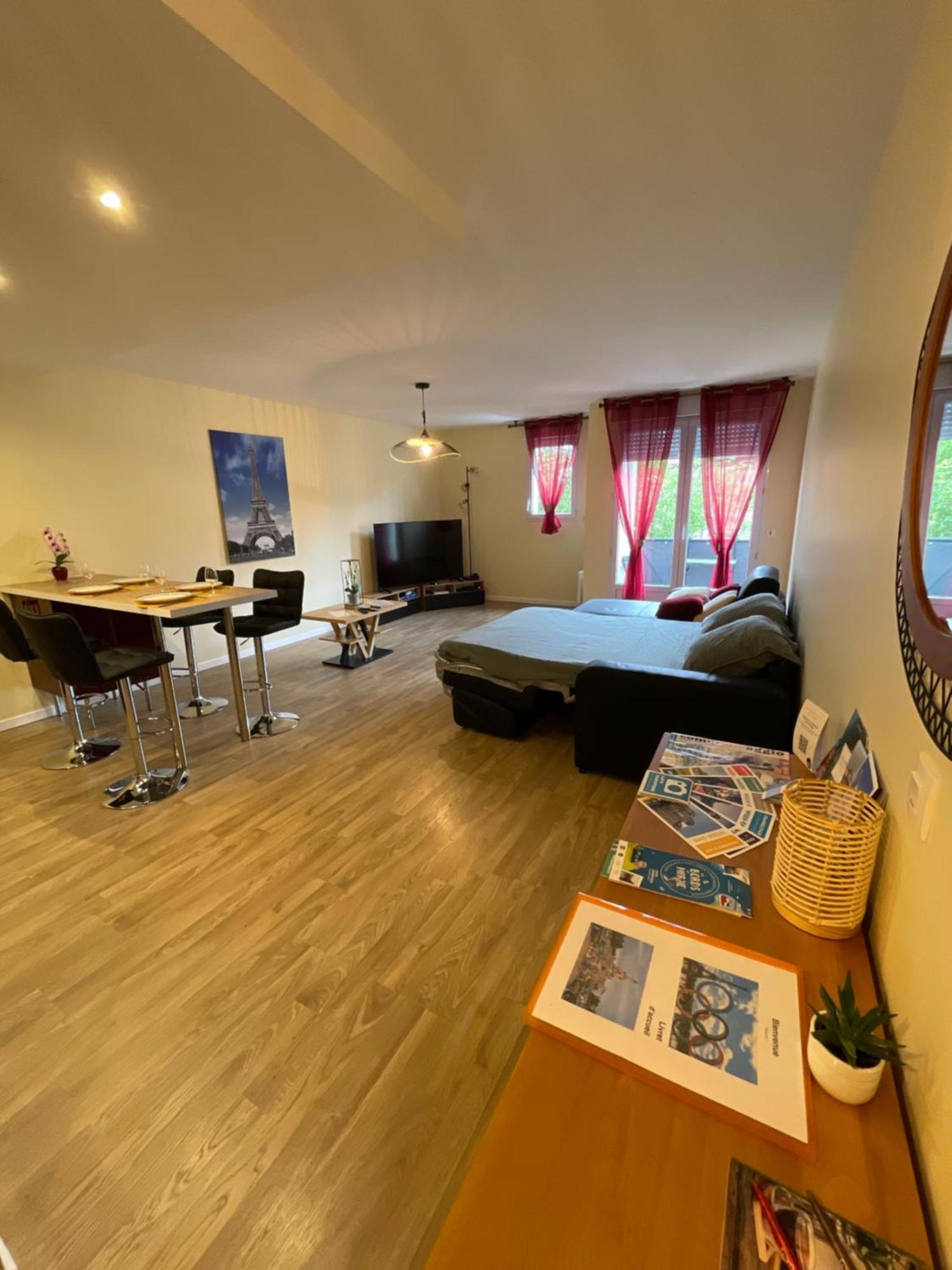 Paris Disneyland Appartement Centre-Ville, Parking, Au Coeur De L'Aviron Vaires-sur-Marne ภายนอก รูปภาพ